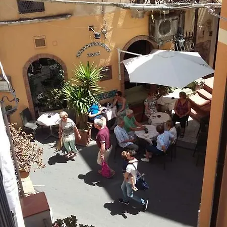 Casa Cipolla Taormina